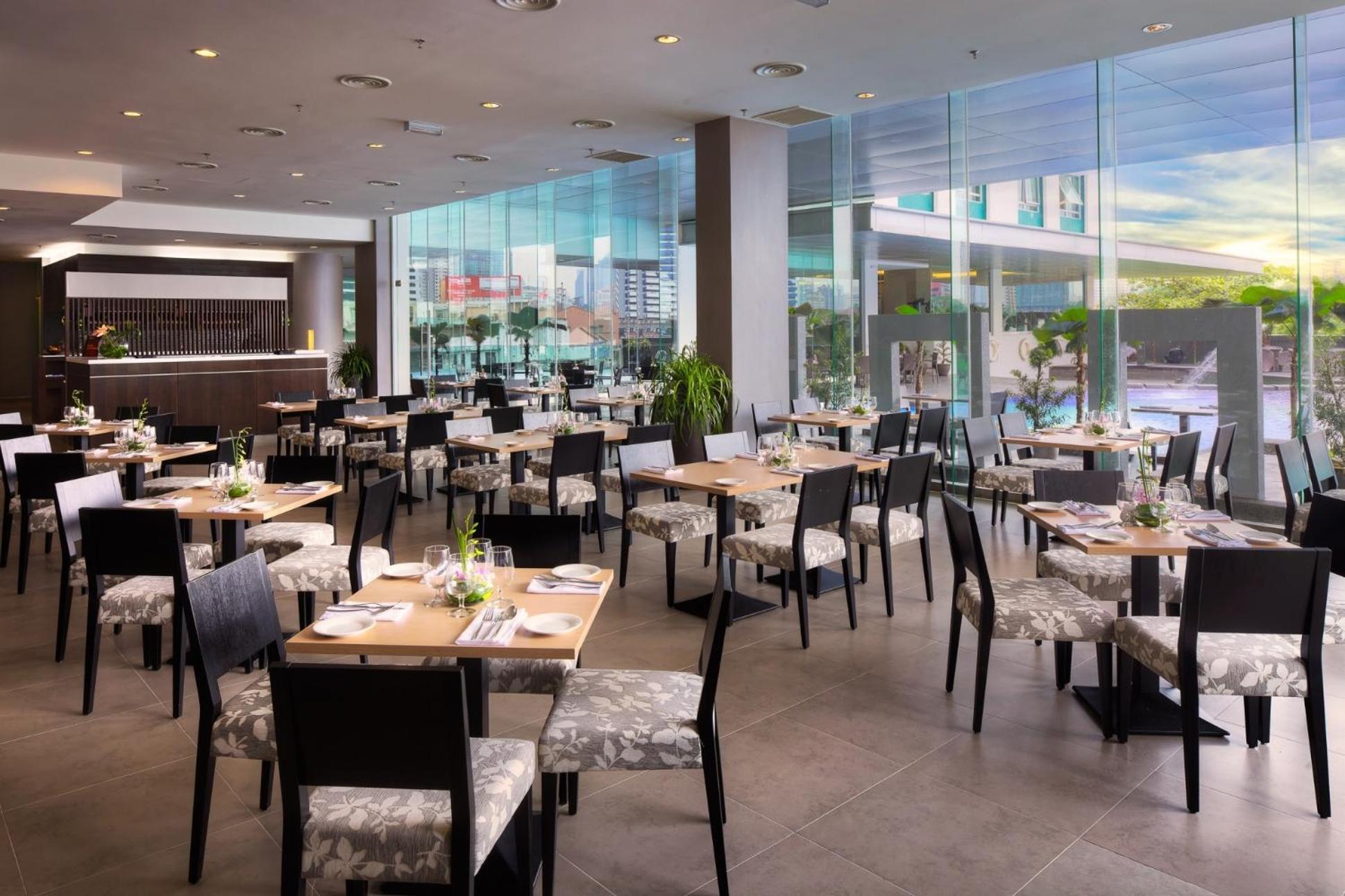Furama Bukit Bintang, Kuala Lumpur Hotell Restaurant bilde